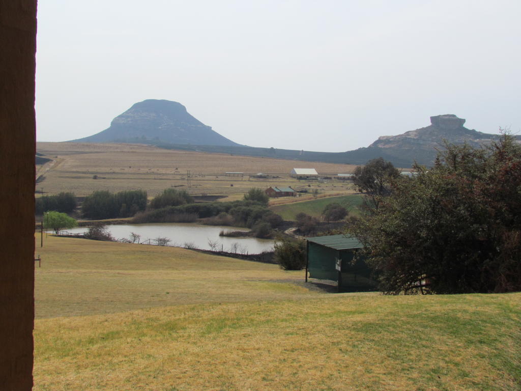 Pumula Guest Farm Villa Fouriesburg Exterior photo