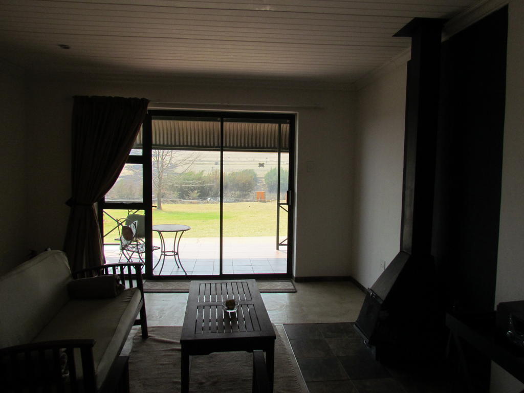 Pumula Guest Farm Villa Fouriesburg Exterior photo